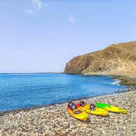 Appartement Beautiful In El Mar With Shared Infinity Pool