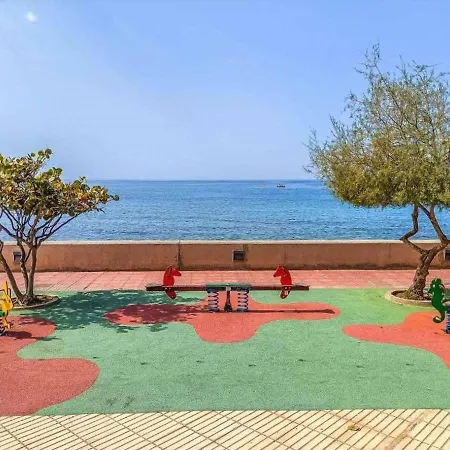 Apartment Beautiful In El Mar With Shared Infinity Pool *