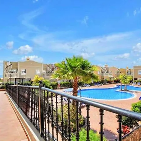Beautiful In El Mar With Shared Infinity Pool Apartment *